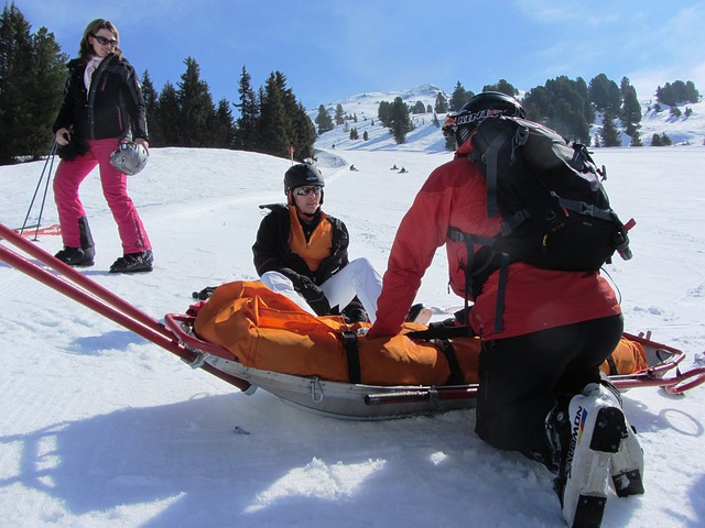 PREVENT TODDLER INJURY WHILE SNOW SKIING OR SNOWBOARDING